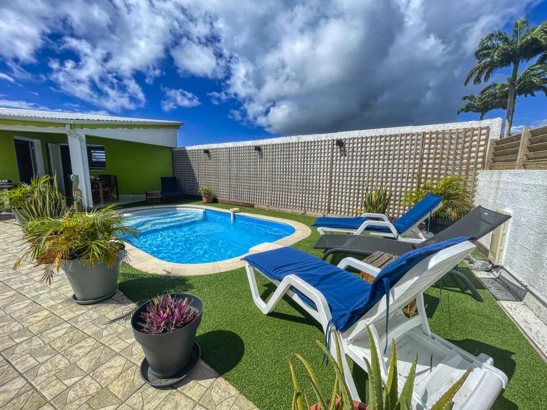 22.Location villa piscine St François Guadeloupe_Piscine